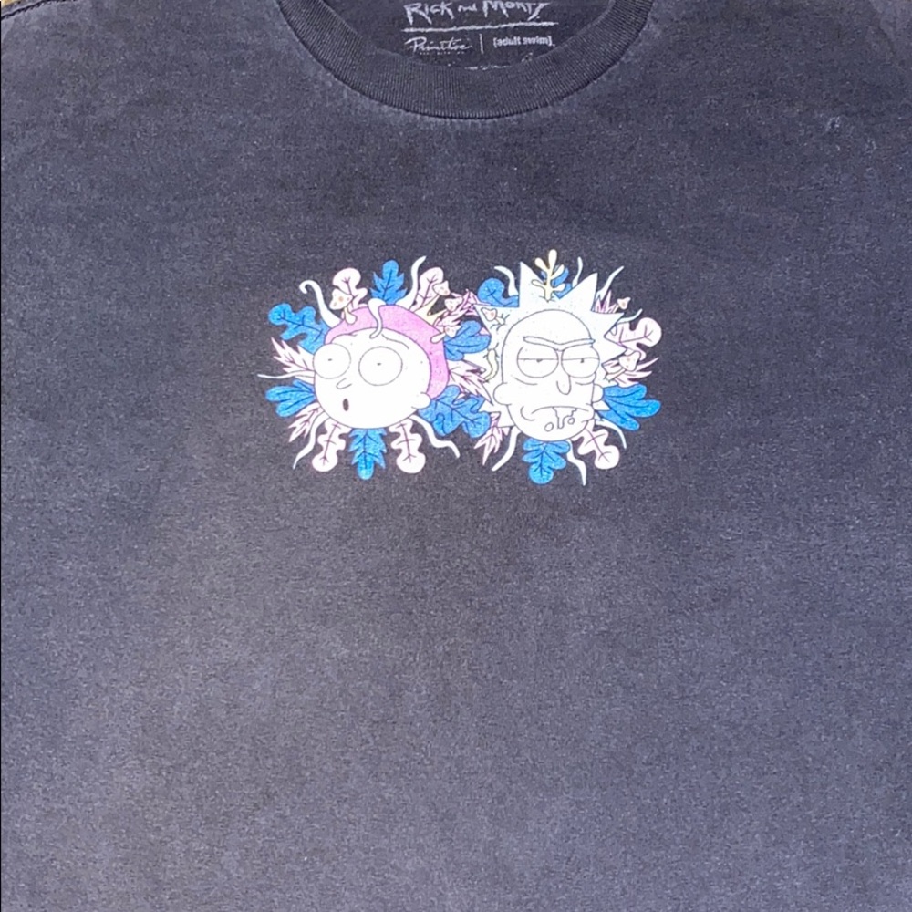 Primitive R&M Shirt Size M